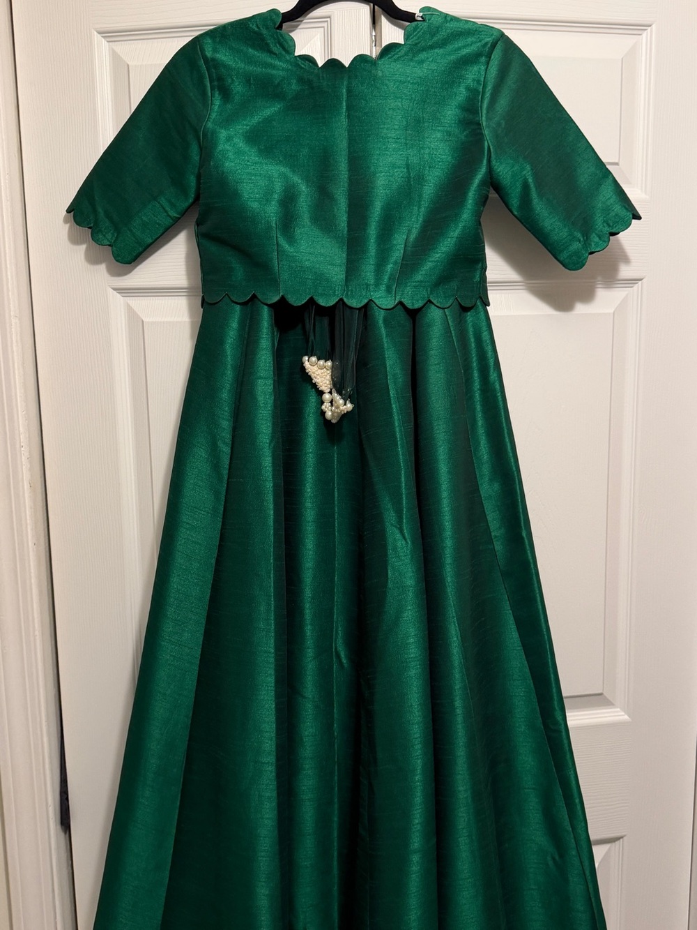 Zainab Zulfiqar Emerald Scallop-Trim ghagra choli